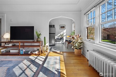 525 16th Ave E unit 201, Seattle, WA 98112 - photo 6