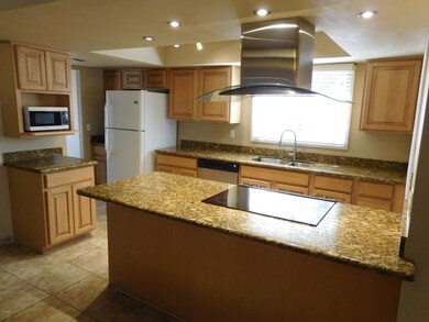 219 E Carson Cir, Tempe, AZ 85282 - photo 4