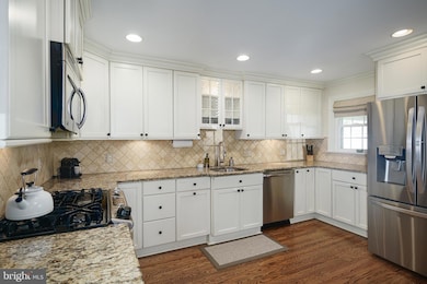 305 Henry Ln, Wallingford, PA 19086 - photo 6