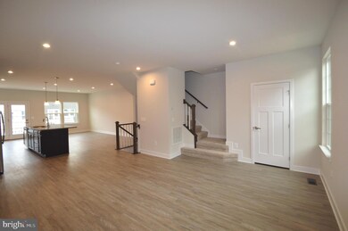 11410 Willow Green Cir, Manassas, VA 20109 - photo 5