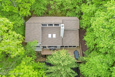 259 Sandlewood Dr, East Stroudsburg, PA 18301 - photo 2