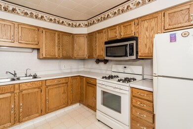 201 Euclid Ave Crookston MN-large-006-8-