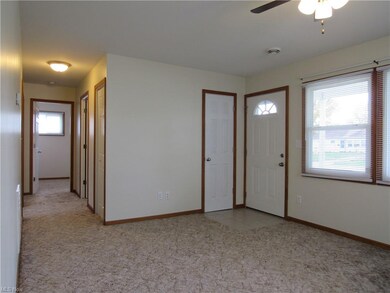 4309 Tacoma Ave, Lorain, OH 44055 - photo 4
