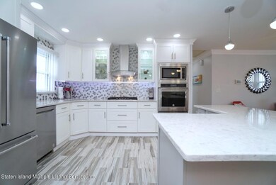 726 Sheldon Ave