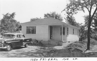 1950 Federal Ave SW, Wyoming, MI 49509 - photo 2