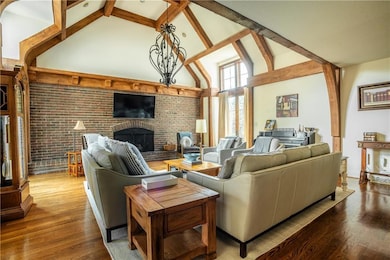 8321 W 102nd St, Overland Park, KS 66212 - photo 6