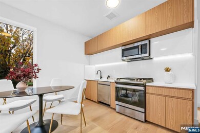 649 38th St unit 3004, Union City, NJ 07087 - photo 3