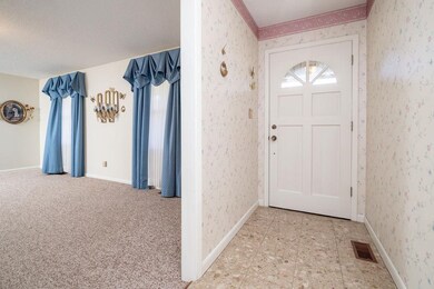 917 N Houston Lake Blvd, Warner Robins, GA 31093 - photo 5