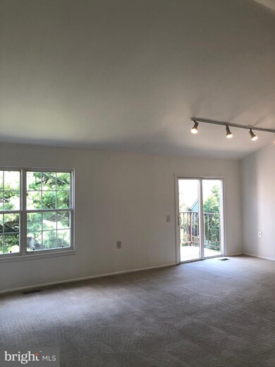 5804 Lantana Cir unit E, Frederick, MD 21703 - photo 7