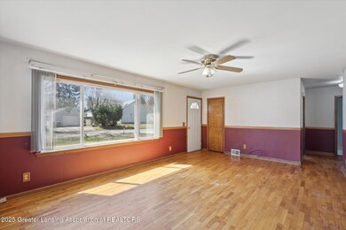 03-1724-Biltmore-Blvd-Lansing-MI-48906-W