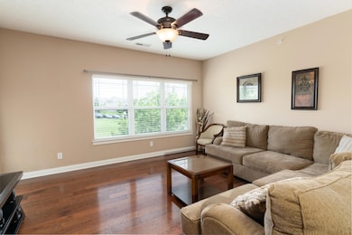 567 Riverpoint Drive, #11