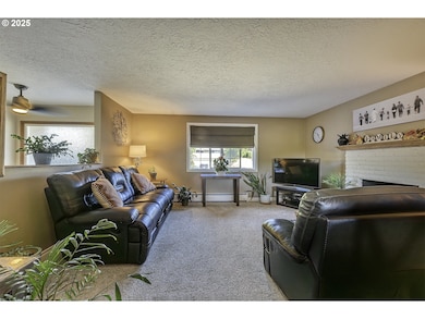 1104 Magnolia Way, Forest Grove, OR 97116 - photo 3