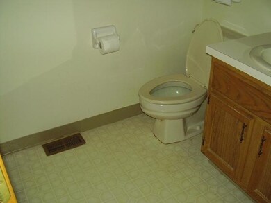 1409 Pegwood Dr unit 1409, Columbus, OH 43229 - photo 5