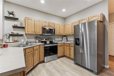 5794 Oakwood Ave NE unit 2, Cedar Rapids, IA 52402 - photo 6