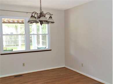 326 Oakhill St, Lansing, KS 66043 - photo 6