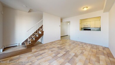 184 Corona Ave, Staten Island, NY 10306 - photo 3