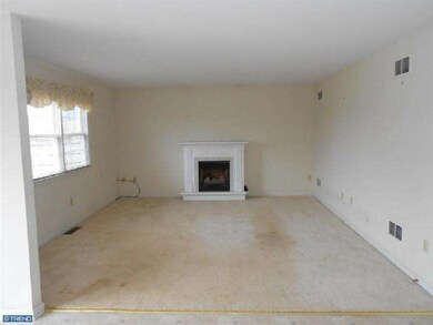 414 E 3rd St, Bernville, PA 19506 - photo 4