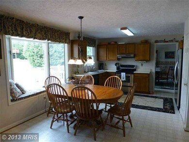 412 Applegate Ct, Linthicum Heights, MD 21090 - photo 3