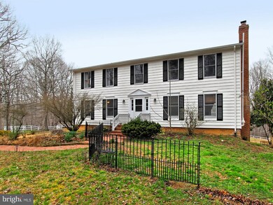 7233 Clifton Rd, Clifton, VA 20124 - photo 2