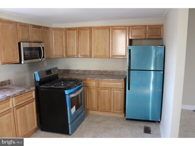 232 Morris St, Gloucester City, NJ 08030 - photo 3