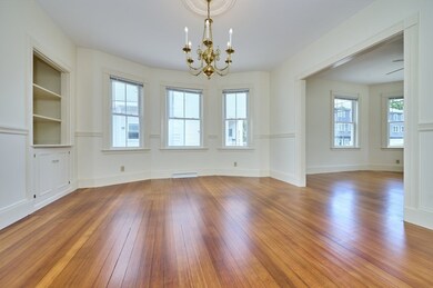 133 Russell St unit 1, Waltham, MA 02453 - photo 6