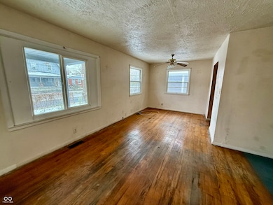 1142 S Keystone Ave, Indianapolis, IN 46203 - photo 3