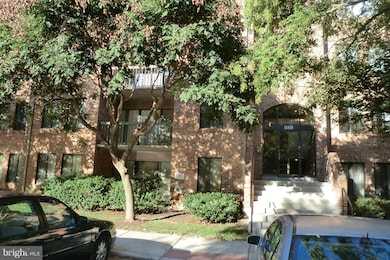 11419 Commonwealth Dr unit 101, Rockville, MD 20852 - photo 2