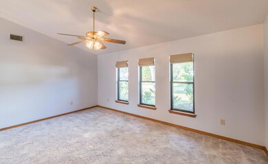 1375TilbergAvenueNorthwest-33-HDR