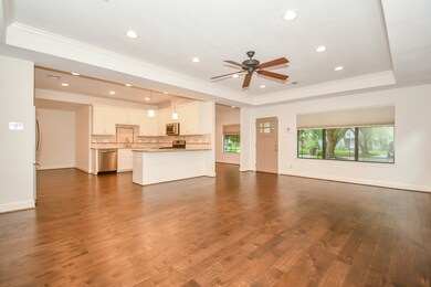 1826 Cheshire Ln, Houston, TX 77018 - photo 2