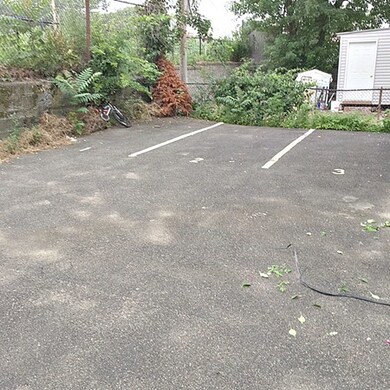 63 Clifton St, Dorchester, MA 02125 - photo 4