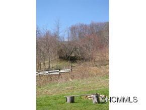 1566 Roaring Fork Rd, Burnsville, NC 28714 - photo 6