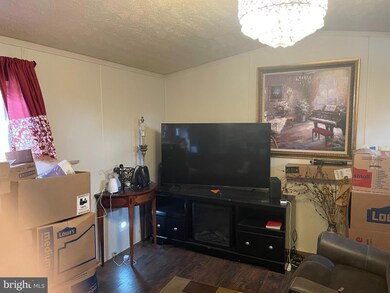 24 Violet Dr, Honey Brook, PA 19344 - photo 7