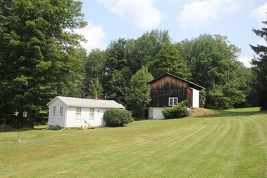 494 Gravity Rd, Lake Ariel, PA 18436 - photo 2