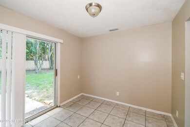 6430 Lucente Dr, Jacksonville, FL 32210 - photo 4