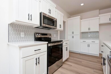 871 S Parkside Cir unit Lot 86, Nixa, MO 65714 - photo 3