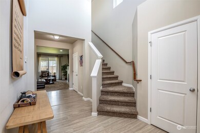 9934 Justman St SE, Yelm, WA 98597 - photo 5