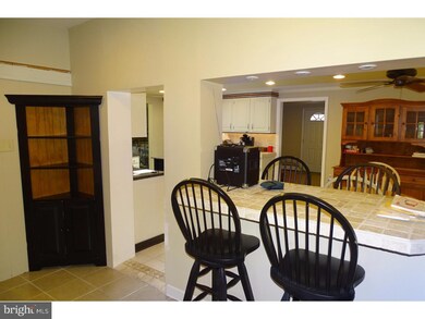 1421 Marlyns Ln, North Wales, PA 19454 - photo 5