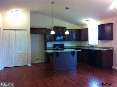 3 Willoughby Ln unit 31, Gettysburg, PA 17325 - photo 2