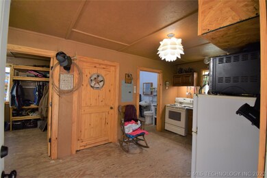 6757 N 4412, Strang, OK 74367 - photo 4