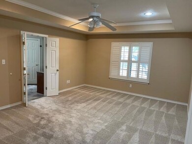 Great size Master Bedroom