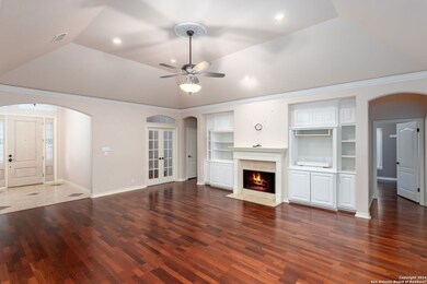 10922 Hunters Way, Helotes, TX 78023 - photo 6