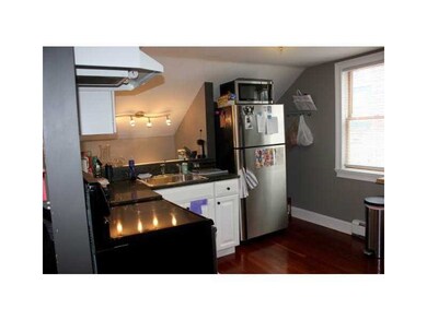 9 Bacheller St unit 9, Newport, RI 02840 - photo 5