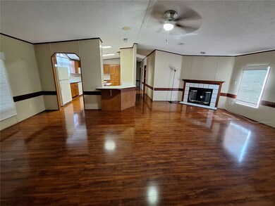 3325 Drum Rd, Zephyrhills, FL 33541 - photo 3