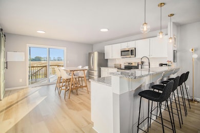 1734 Stoneham Dr, Mishawaka, IN 46544 - photo 4