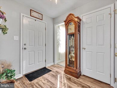 116 Creekview Dr, Paradise, PA 17562 - photo 6