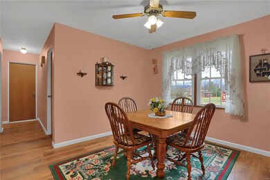 1005 Lincoln Dr, Maryville, IL 62062 - photo 4