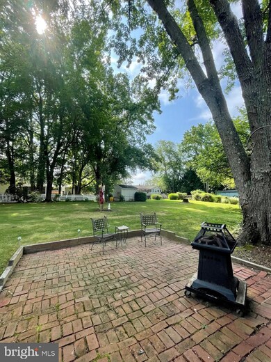 519 Harbor Dr, Annapolis, MD 21403 - photo 5