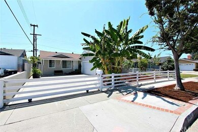 Enclosed gated front yard