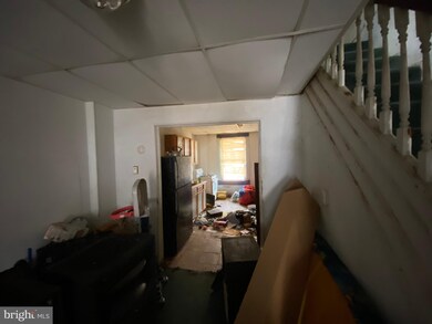 2926 E Madison St, Baltimore, MD 21205 - photo 4