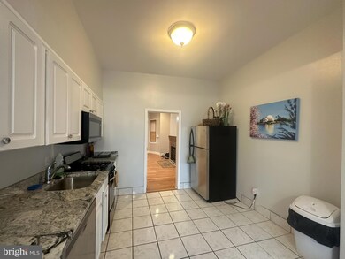 1713 Bolton St unit 3, Baltimore, MD 21217 - photo 7